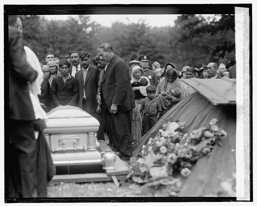 Burial of Queen Yordana of the Mitchell tribe of Gypsies, [10/2/25