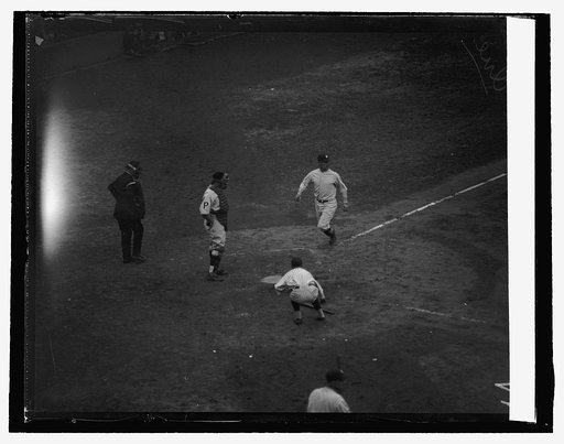 Rice scoring, 3rd inning, 10/10/25