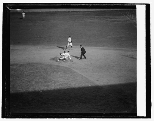Carey Stealing, 2nd base, 6th inning, 10/11/25