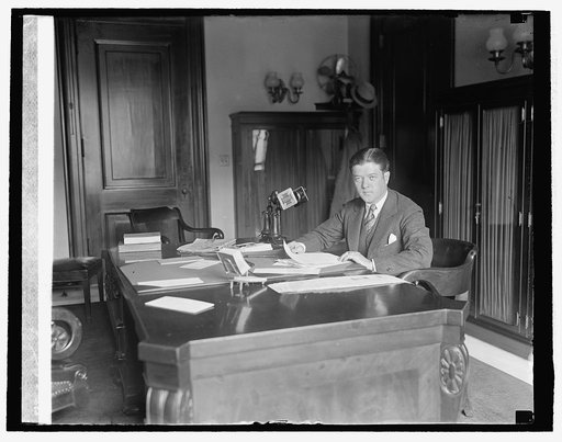 Senator Robt. M. LaFollette, Jr., [10/27/25