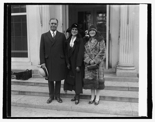 Gov. George H. Dern of Utah, Gov. Nellie Ross & Miss Elizabeth Taylor, [10/20/25