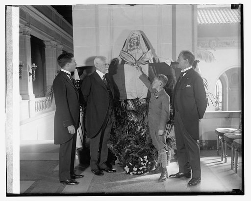 Unveiling of Duarte bust at Pan American, [11/18/25