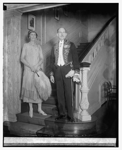 Capt. & Mme. Wallenburg, 12/18/25