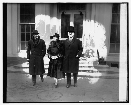 H.L. Hopkinson, Countess Limerick and Haley Fiske, 1/8/26