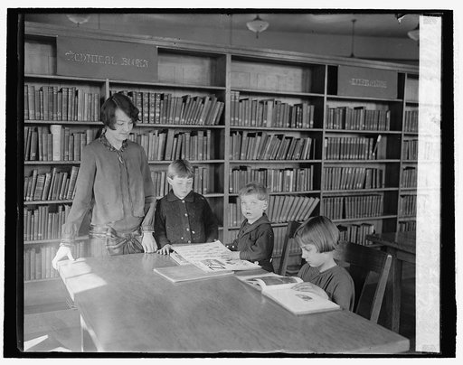 Miss Elizabeth Cluverius, dau. of Capt. W.T. Cluverius at Library, [3/9/26