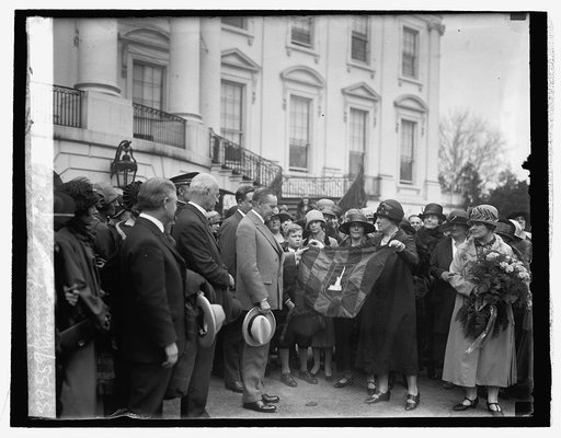Women's Rep. Club of Balt. Md. present flags to Coolidge, 3/25/[26
