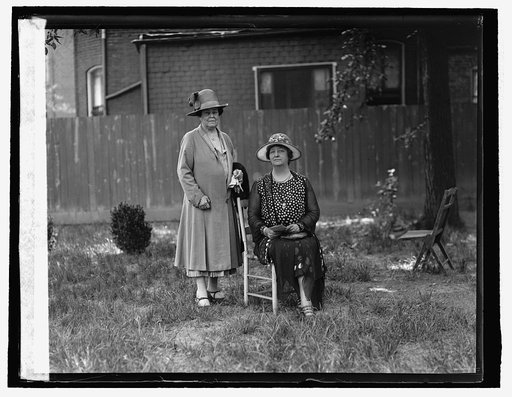 Mrs. O.H.P. Belmont & Miss Jessie Dell, [5/7/26