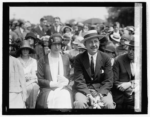 Count & Countess Szechenyi at Hopi snake dance, 5/15/26