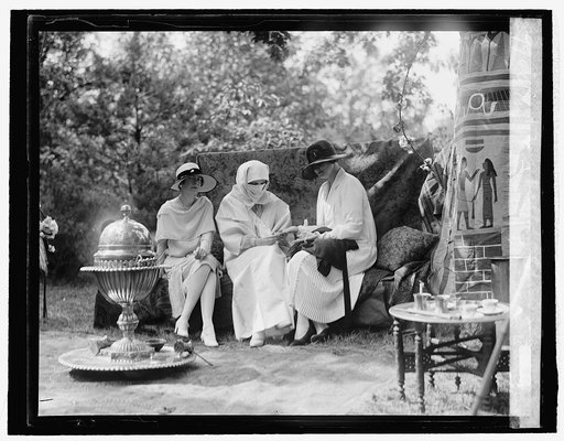 Mrs. J.P. Jackson, Baroness Ungren & Mrs. Ralph Edmonds, [5/20/26