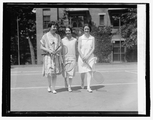 Pearl Smiddy, Yolanda Freyre & Cecil Smiddy, 5/25/26