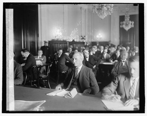 Gov. Pinchot before Senate Com. on Pa. senatorial race, 6/9/26