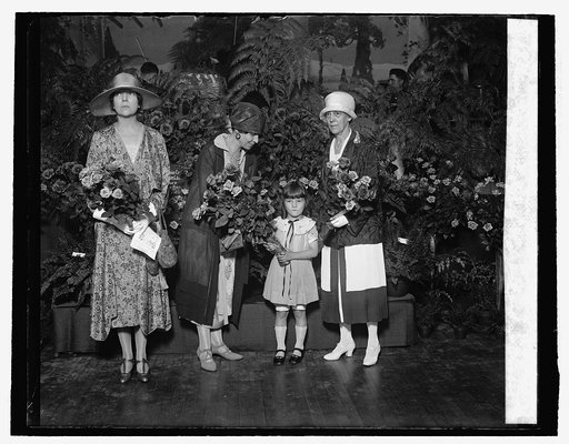 Mrs. Longworth, Mrs. Coolidge, Lynda Bisset & Mrs. Dawes (Amer. Horticultural Soc.), 6/8/26