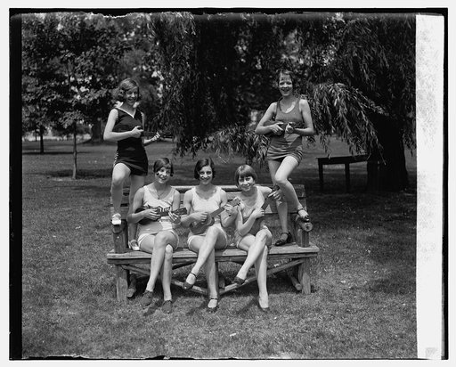 Women in bathing suits with ukuleles, 7/9/26
