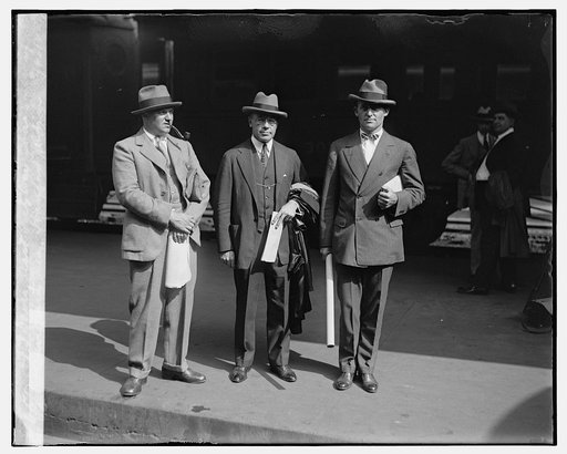 D.F. Davis, Asst. Secty. War, Chas. S. Dewey, Asst. Secty. Treas. Hanford MacNider, 9/23/26