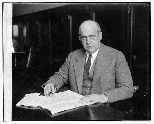 Sen. Harry B. Hawes, [12/4/26