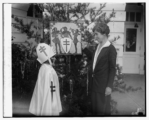 Mrs. Cooldge & Peggy Kahn, 11/27/26