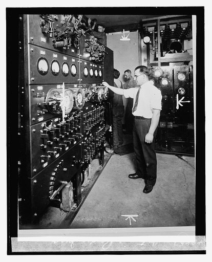 National Radio Inst.