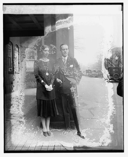 Miss Anita Ravenscroft Henry, Dr. Edward von Selsam, 1/3/27