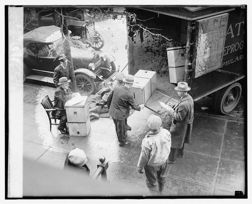 Ballots in the Vare - Wilson election case arriving at the Capitol, 1/18/27