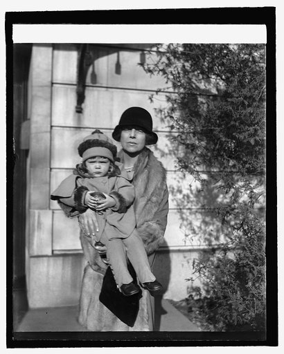 Mrs. Longworth & Paulina, [2/12/27