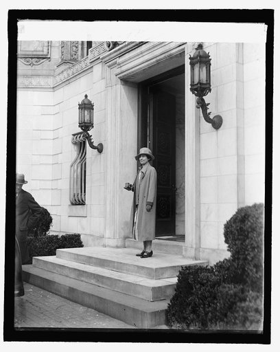 Mrs. Coolidge at Patterson house, 3/1/27