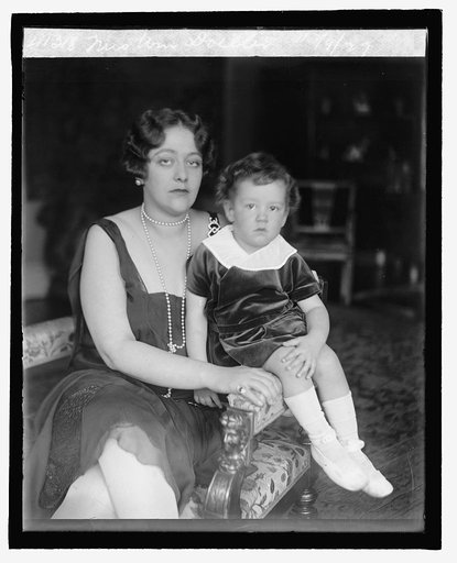 Mrs. Wm. Doeller, 12/9/27