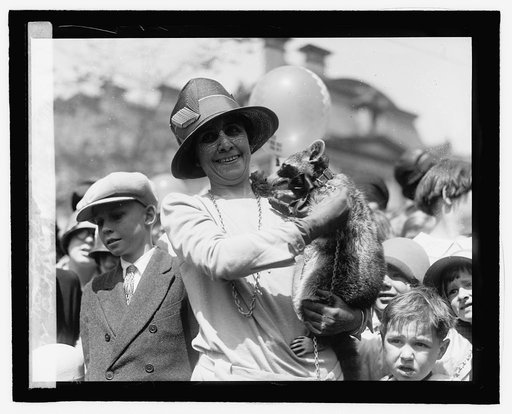 Mrs. Coolidge & raccoon [Rebecca], Easter egg rolling, 4/18/27