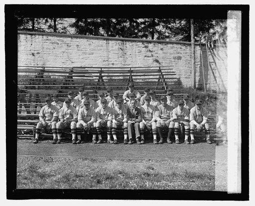 G.U. baseball team, 1927