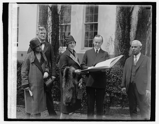 President receives invitation to spend summer in Michigan, 4/15/27
