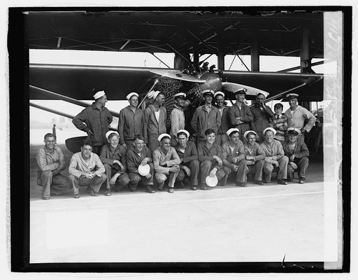 Bowling [i.e., Bolling] Field, mechanics who assembled the Spirit of St.Louis, 6/11/27