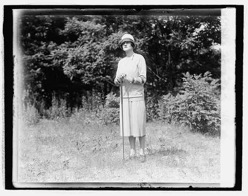 Madam Prada, 7/12/27