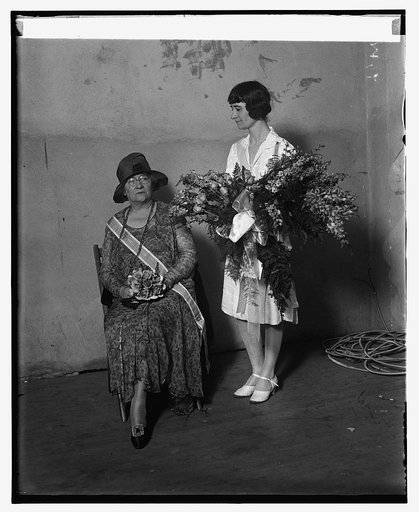Mrs. Lowell F. Hobart, Miss Francis Hoffman, 4/16/29