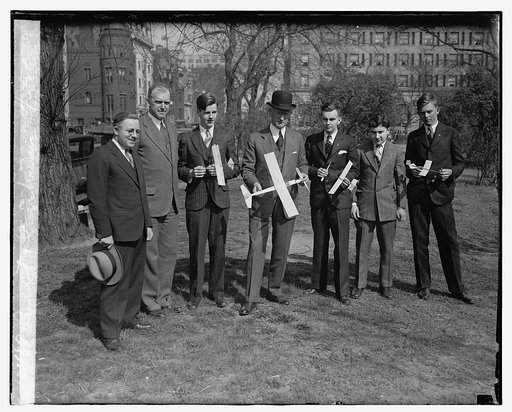 Lamont & prize winners, 4/3/29