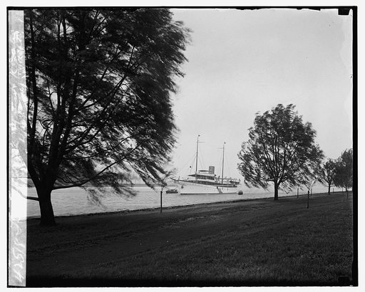 The Lyndonia Cyrus H.K. Curtis' yacht, 4/10/29