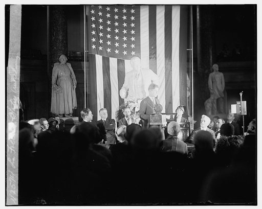 La Follette Statue unveiling, [4/29/29