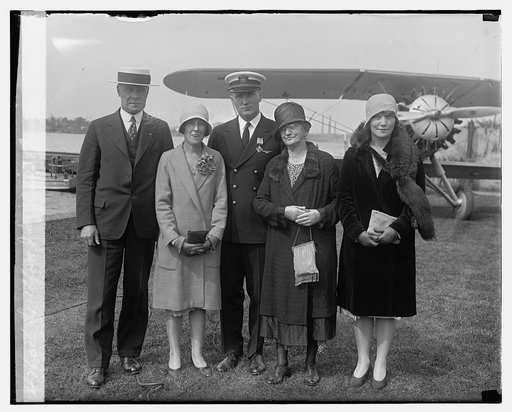 Lt. Alford J. Williams & family, 5/17/29