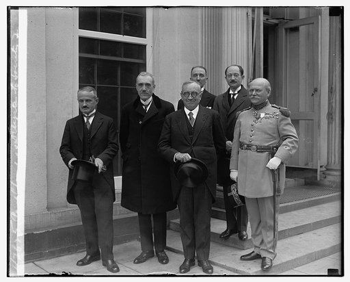 Paul Claudel & delegates to Society of Cincinnati, 6/3/29