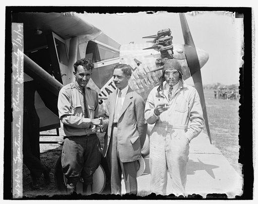 Guatemalan fliers & Guatemalan minister, 7/31/29