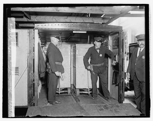 Bureau of Eng. & Ptg., transporting money to Treasury, 6/26/29