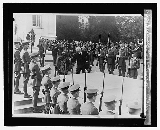 MacDonald at Tomb of Unknown Soldier, 10/9/29