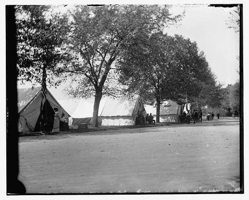 G.A.R. encampment, Oct. 1902, street scene
