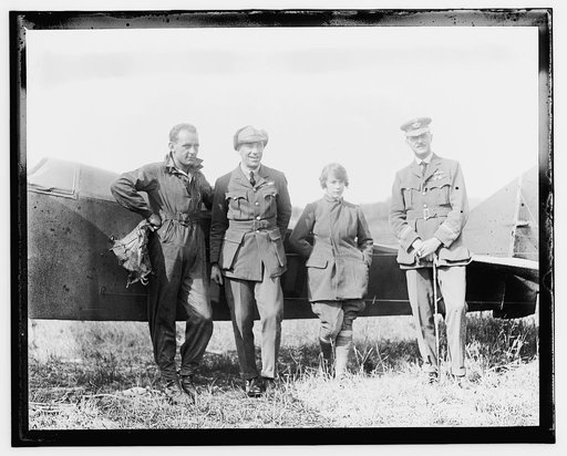 Aviators, College Park, Md. July 1, 1919, Parachute experiments
