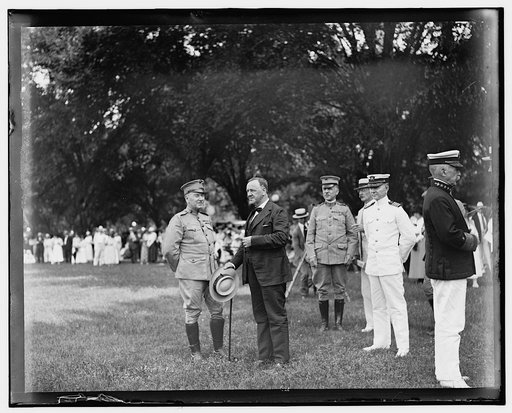 Sec. J. Daniels at mustering out of Yeoman & Marinettes, July 31, 1919
