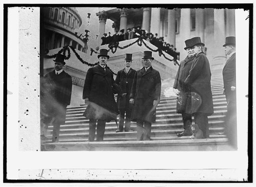 Wilson & Taft at Capitol [Inauguration, 1913