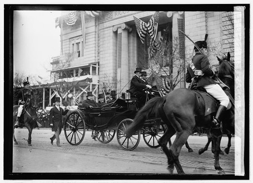 Inauguration, 1913; Taft & Wilson in carriage