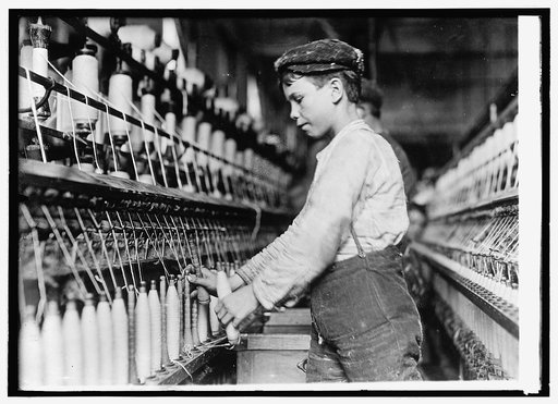A doffer boy in Globe Cotton Mills, Augusta, Ga., Jan. 15/1909