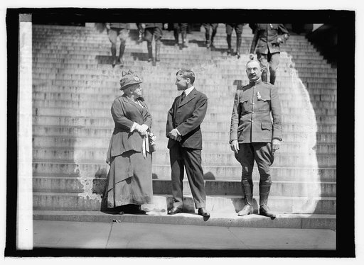 Dr. Anna Howard Shaw & Newton D. Baker, 5/19/19