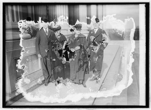 Mrs. Draper Smith & Franck Reavis, Gilbert M. Hitchock, Mrs. H.H. Wheeler, 1/24/21