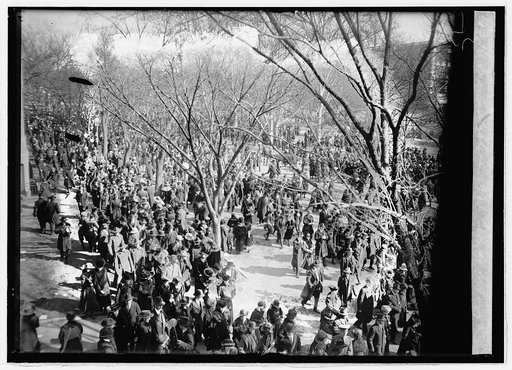Inauguration, 1921. Crowds arriving