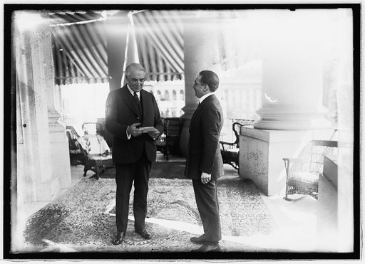 Pres. Harding & Thos. H. Kallujian[?], 4/2/21